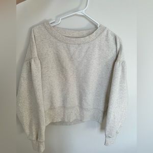 american eagle cropped crew neck
